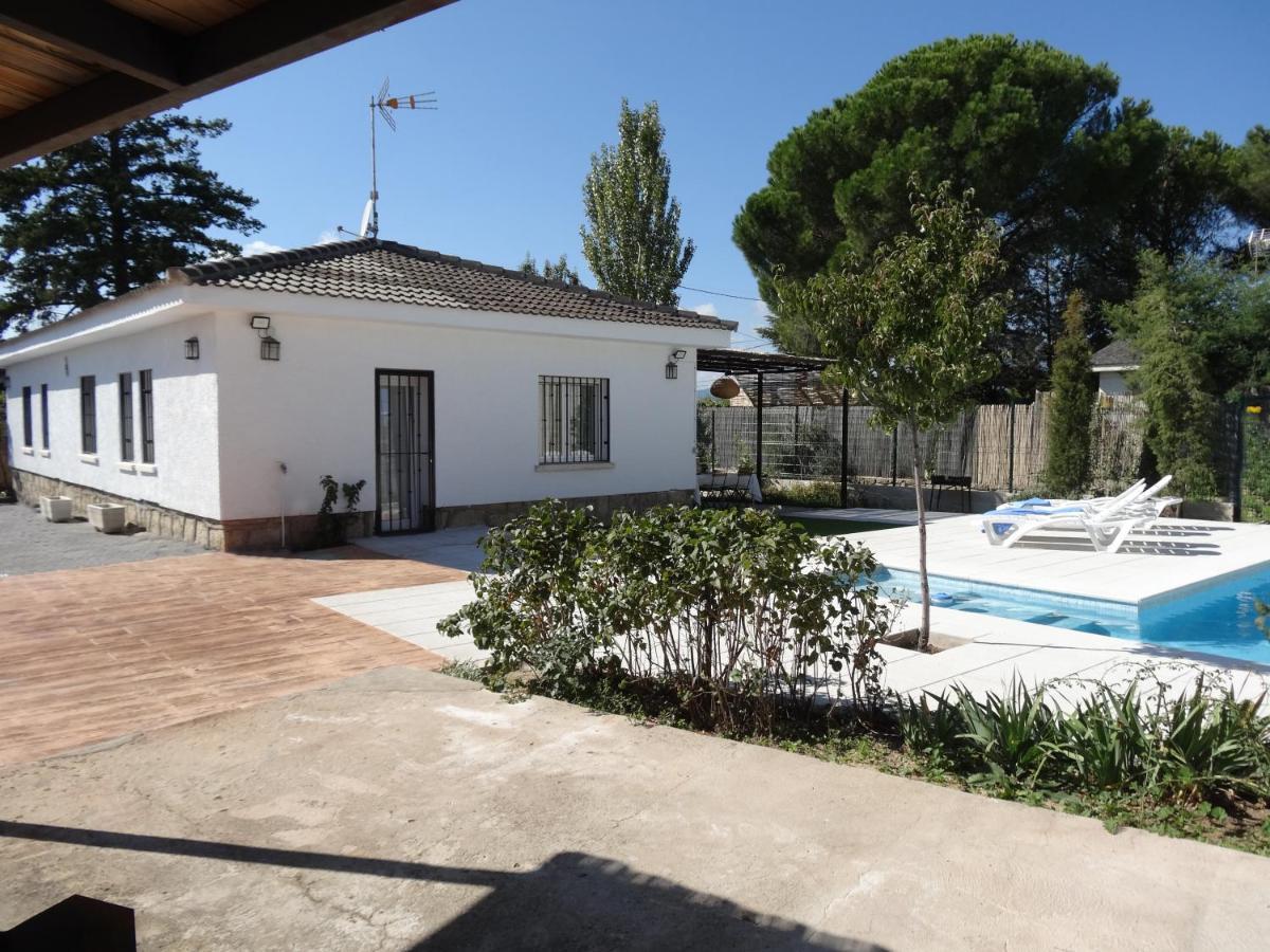 Casa Rural Mirando A La Pena "Grupo Mirando A Gredos" Cadalso de los Vidrios Eksteriør bilde